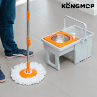 Easy swivel mop with sliding bucket 